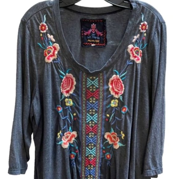 LOVELY! Johnny Was Grey Cotton Floral & Geometric Embroidered Scoop Neck Top XL?